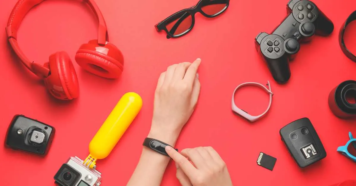 Top 8 Must-Have Gadgets for College Students in 2024