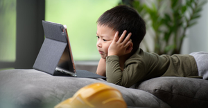 Screen Time vs. Study Time: Finding the Right Balance for Summer Assignments