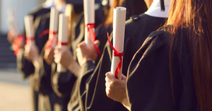 Micro-Credentials and Nano-Degrees: Are They Replacing Traditional Courses?