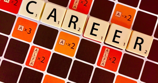 You Keep Switching Between Career Options Because Nothing Feels 'Right' - Here’s Why 