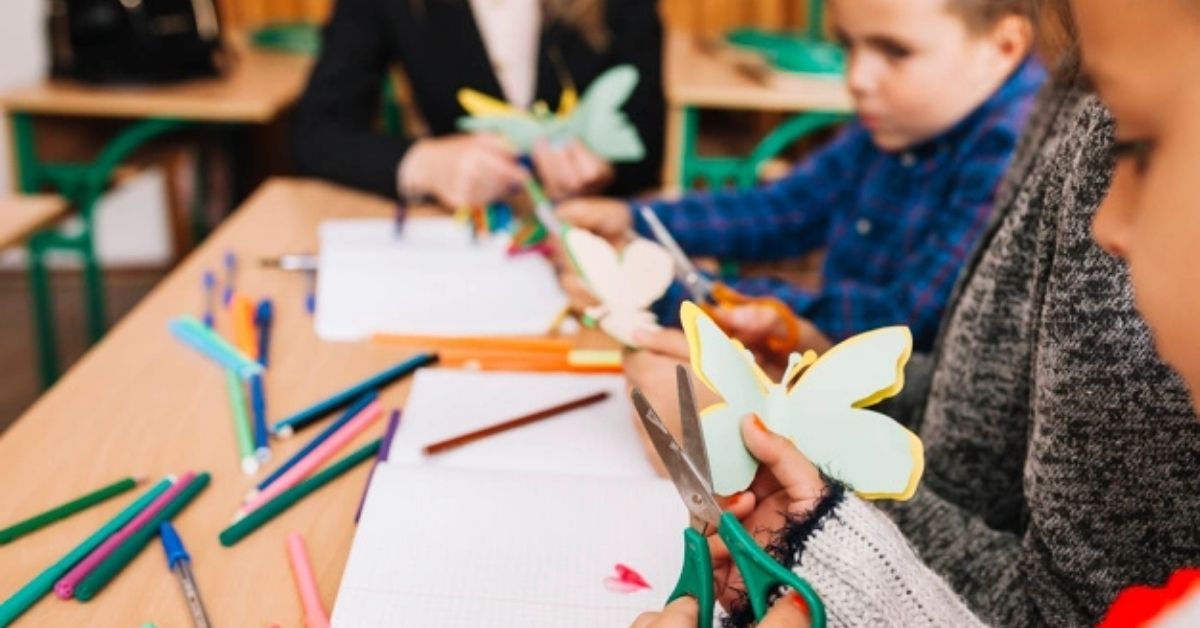 The Kids Will Love This Adorable and Easy Paper Butterfly