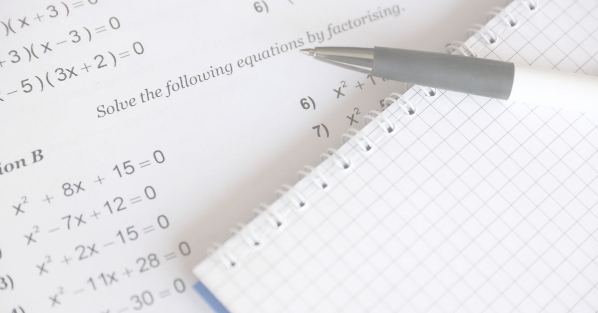 CBSE Class 10th Maths : Chapter 2 – Polynomials and Formulas 