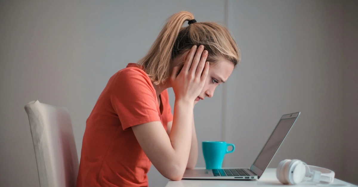 Cyberbullying Blues: How to Talk to Your Kids About Online Safety and Kindness